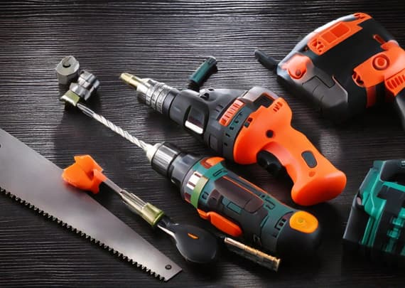 制服や工具は無料支給